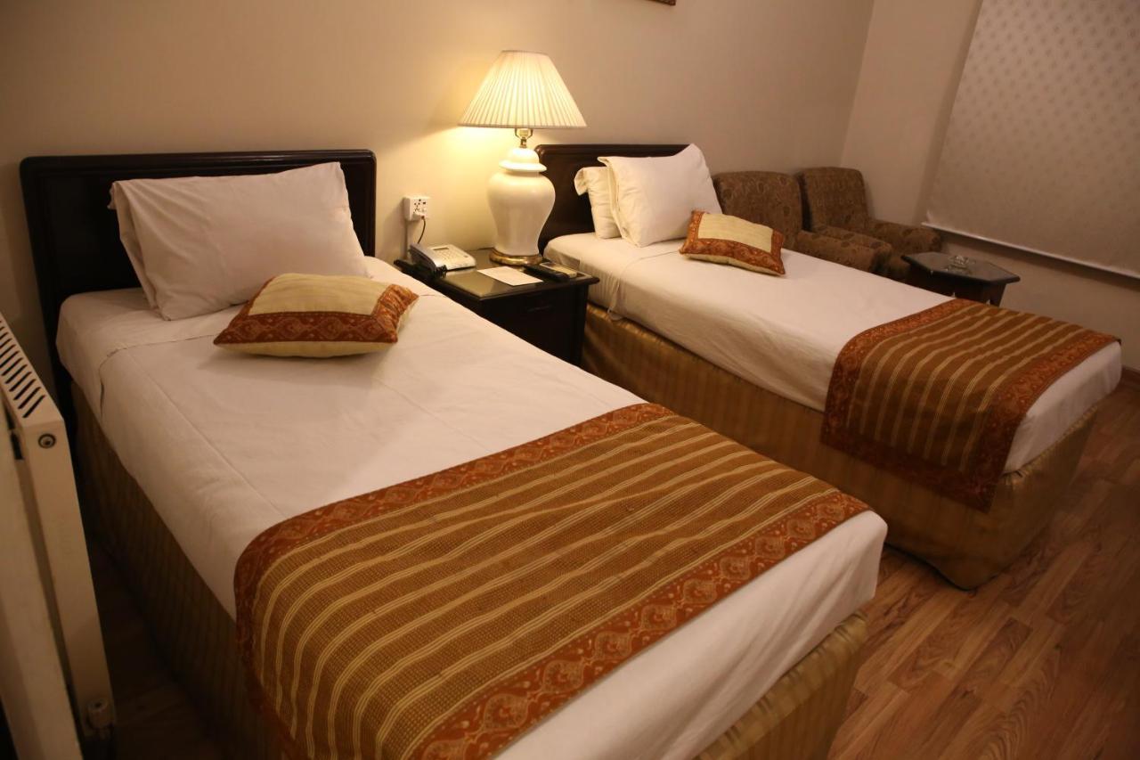 Carlton Tower Hotel Lahore Exterior photo