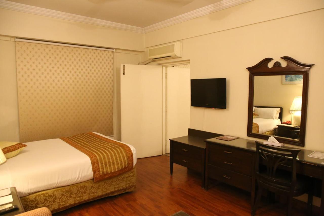 Carlton Tower Hotel Lahore Exterior photo