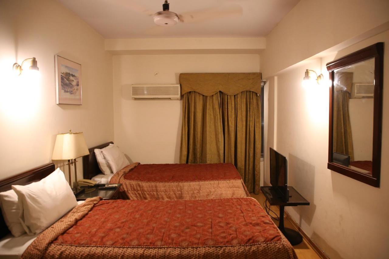 Carlton Tower Hotel Lahore Exterior photo