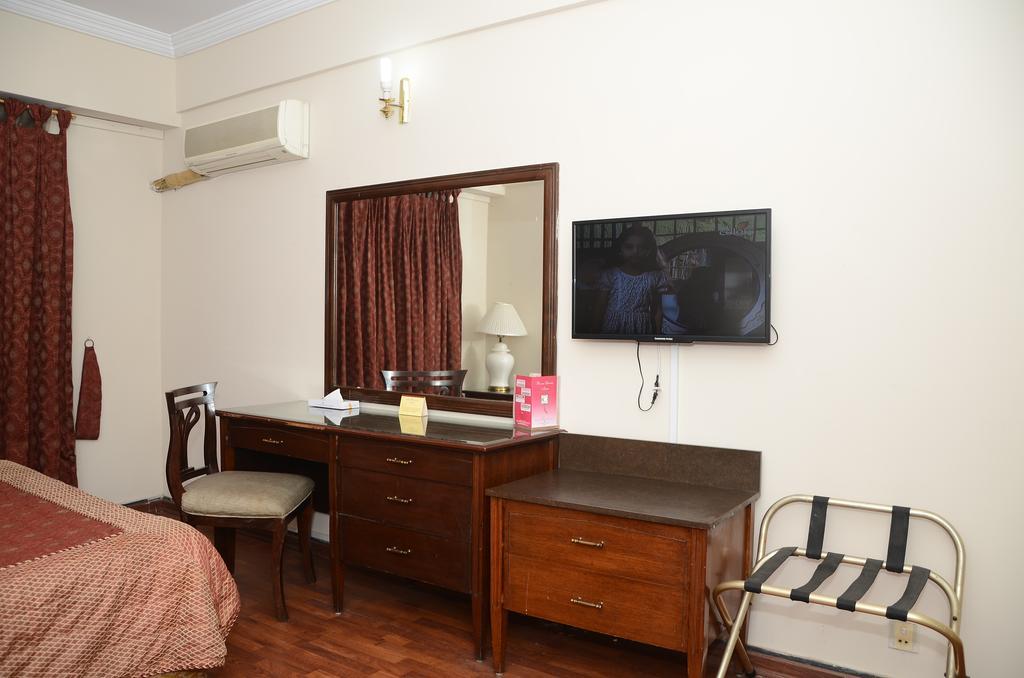 Carlton Tower Hotel Lahore Exterior photo