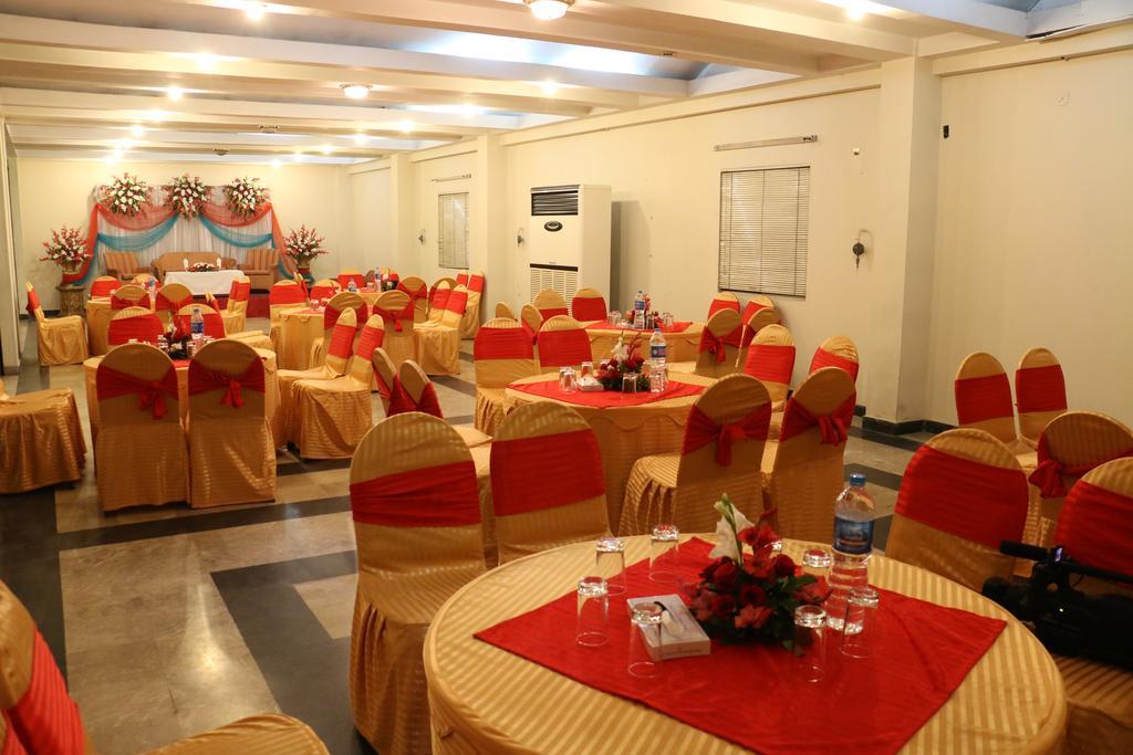 Carlton Tower Hotel Lahore Exterior photo